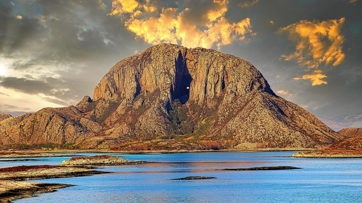 mountain, island, bay, torghatten, mountain with hole, sea, ocean, water, natural phenomena, nature, scenery, norway