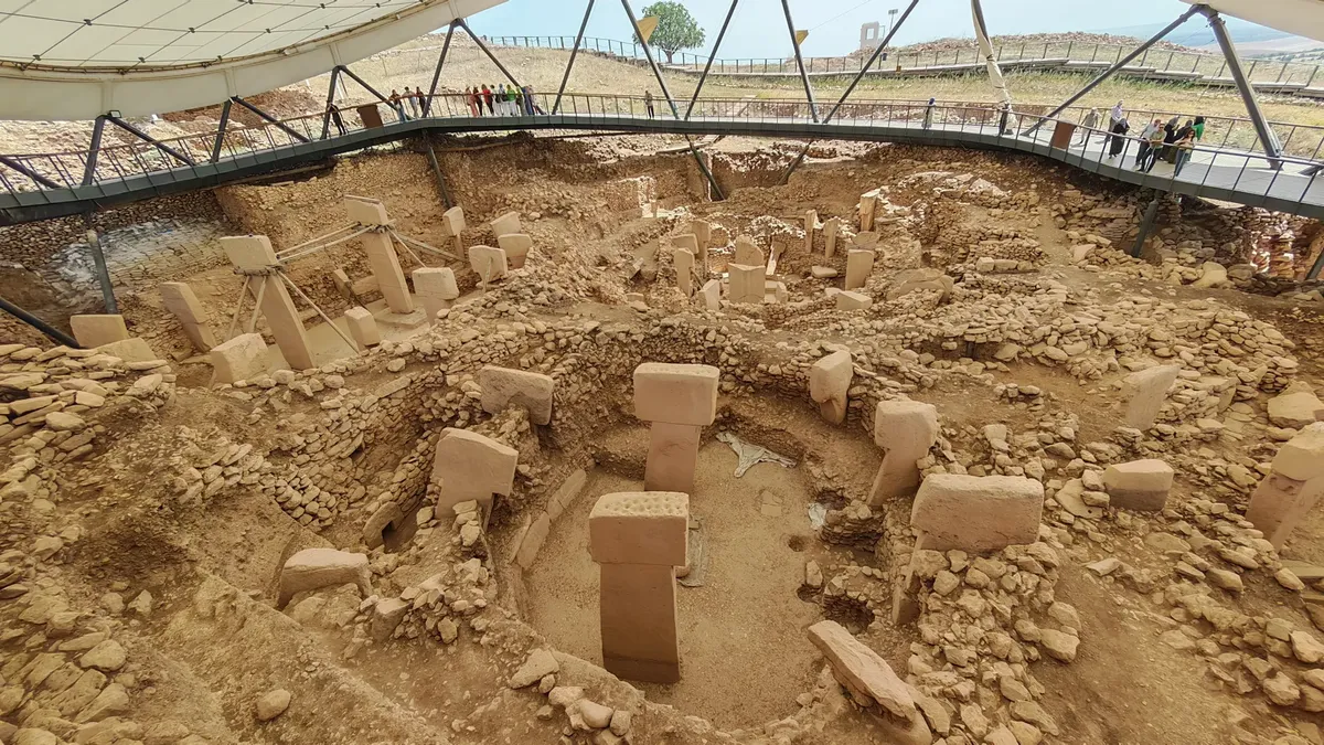 Explore the ancient wonder of Göbekli Tepe, a stunning archaeological site in Turkiye.